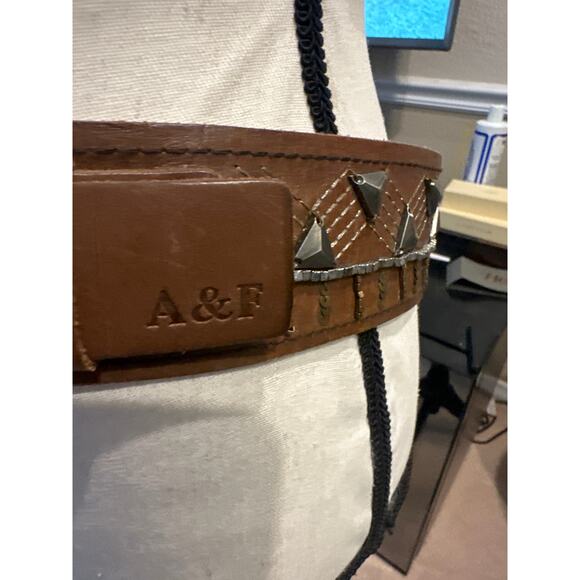Womens Abercrombie & Fitch Brown Genuine Leather Decorative Belt. Size S/XS - Picture 2 of 4